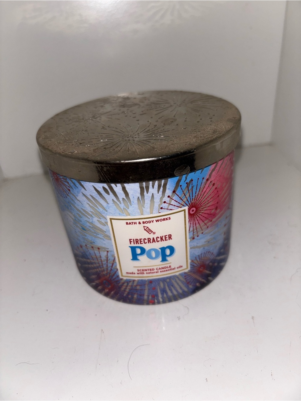 Candle (not a party supply)